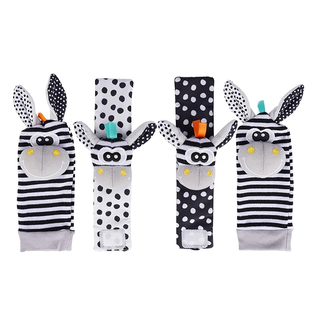 Foot Finders & Wrist Rattles for Infants Toys Black and White Sensory Toys Baby Essentials for Newborn Wrist Rattle Baby Gifts